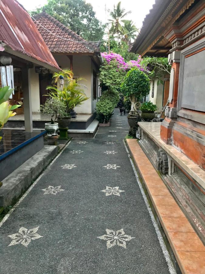 Tangkas Guest House Ubud Esterno foto